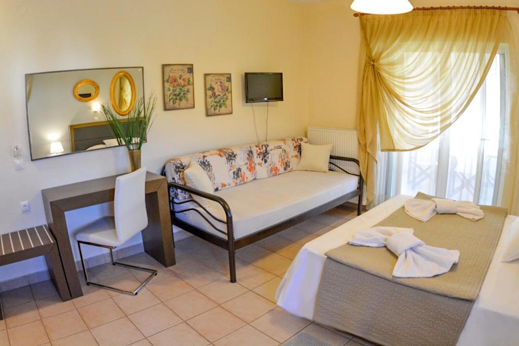 نيوس مارماراس Michel Mar Studios & Apartments المظهر الخارجي الصورة